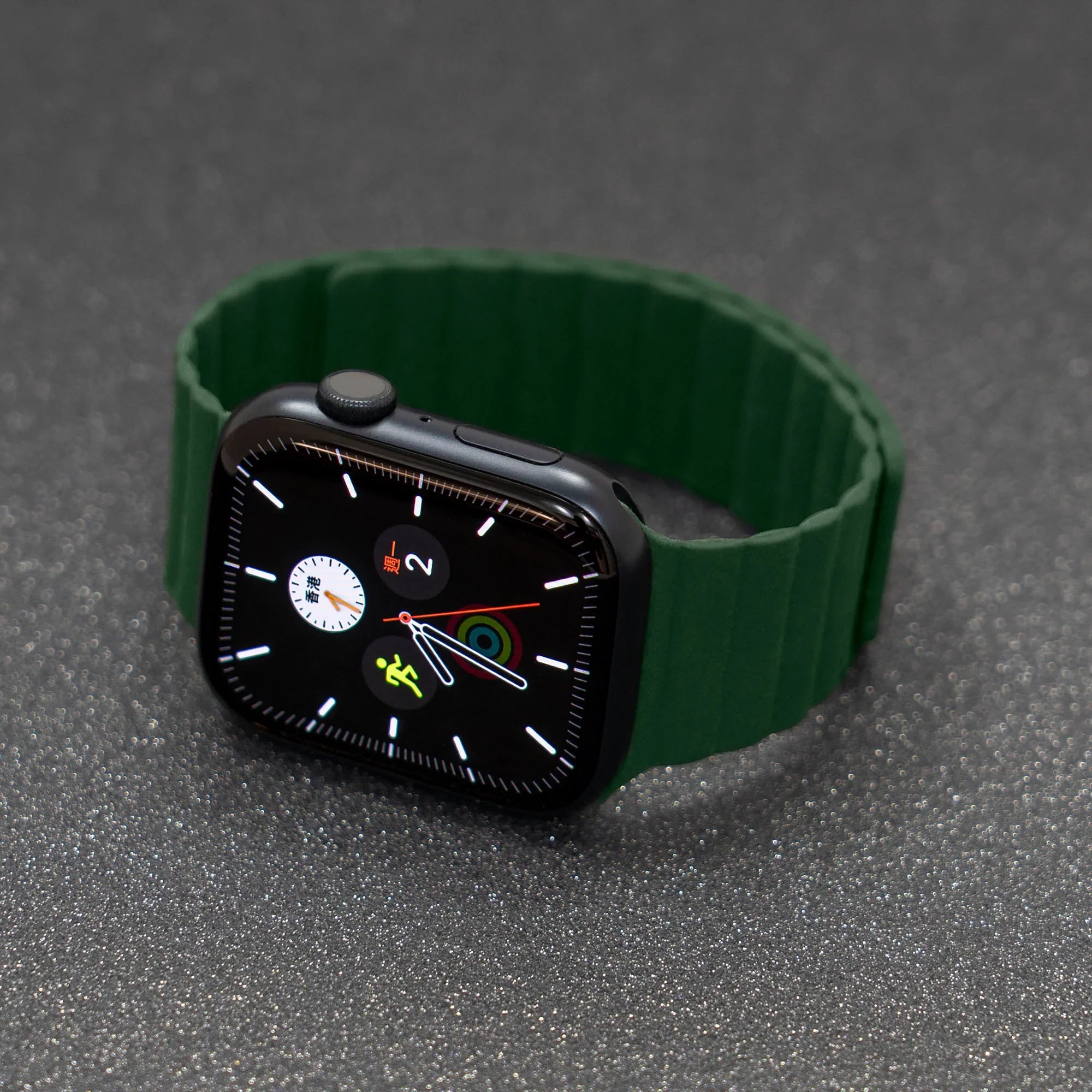 Torrii Watch 49/46/45/44 Mm Saturn Silicone Magnetic Strap - Forest Green - Tashqila Torrii Watch 49/46/45/44 Mm Saturn Silicone Magnetic Strap - Forest Green - Tashqila
